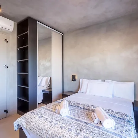 Beach Maisonette