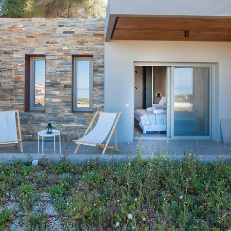 Beach Maisonette Villa Hanioti